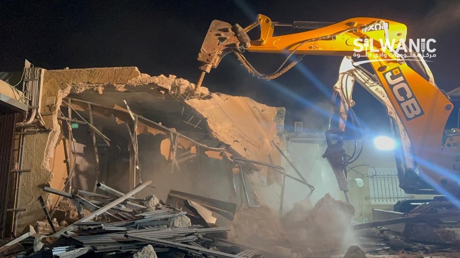 العدو الصهيوني يهدم 26 منشأة ويعتقل 250 فلسطينيًّا في القدس المحتلة خلال أبريل