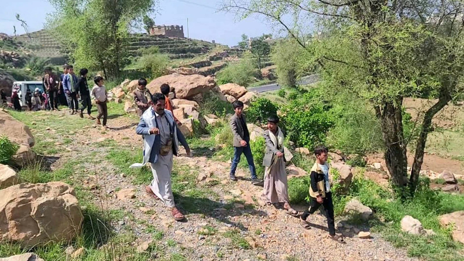 مسيران لطلاب الدورات الصيفية في مديرية جبل المحويت