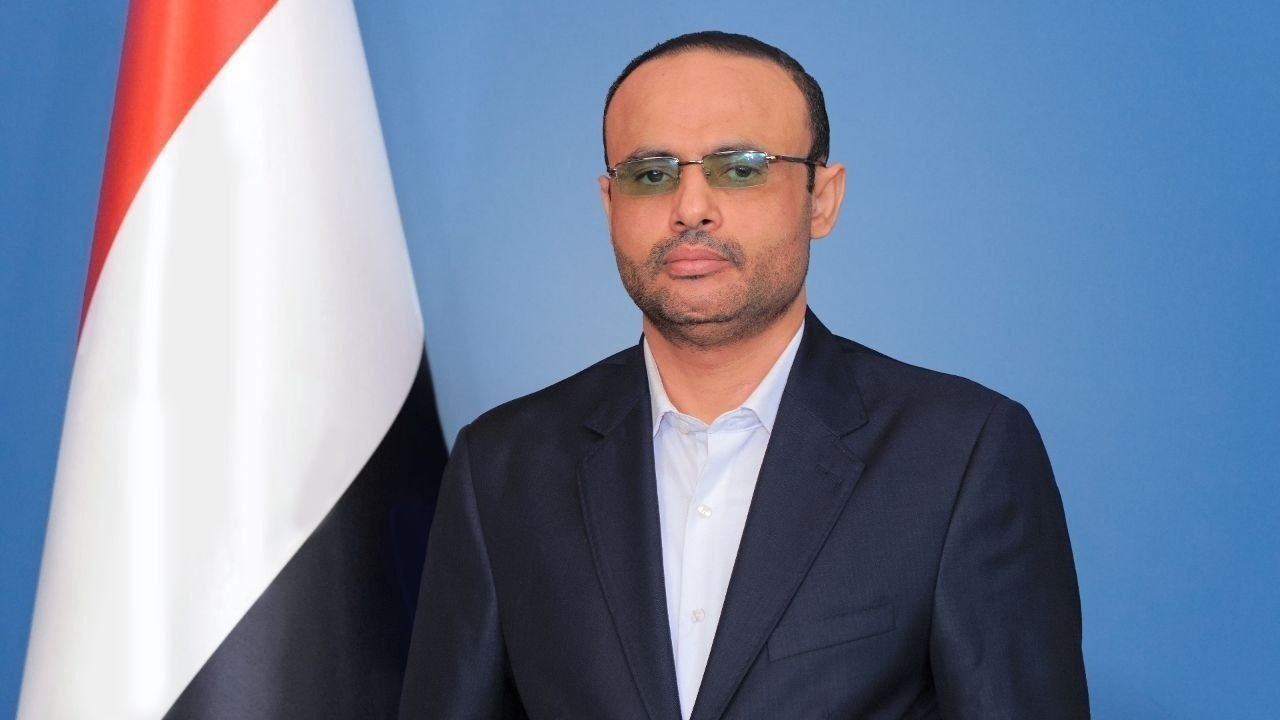 الرئيس المشاط يحذر دول العدوان ومرتزقتها من أي محاولة للمساس بالوحدة اليمنية