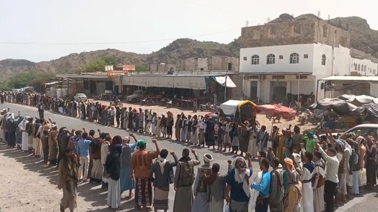 وقفات جماهيرية بريمة تؤكد الوفاء لغزة ولبنان وتنديدًا بجرائم العدو الصهيوني