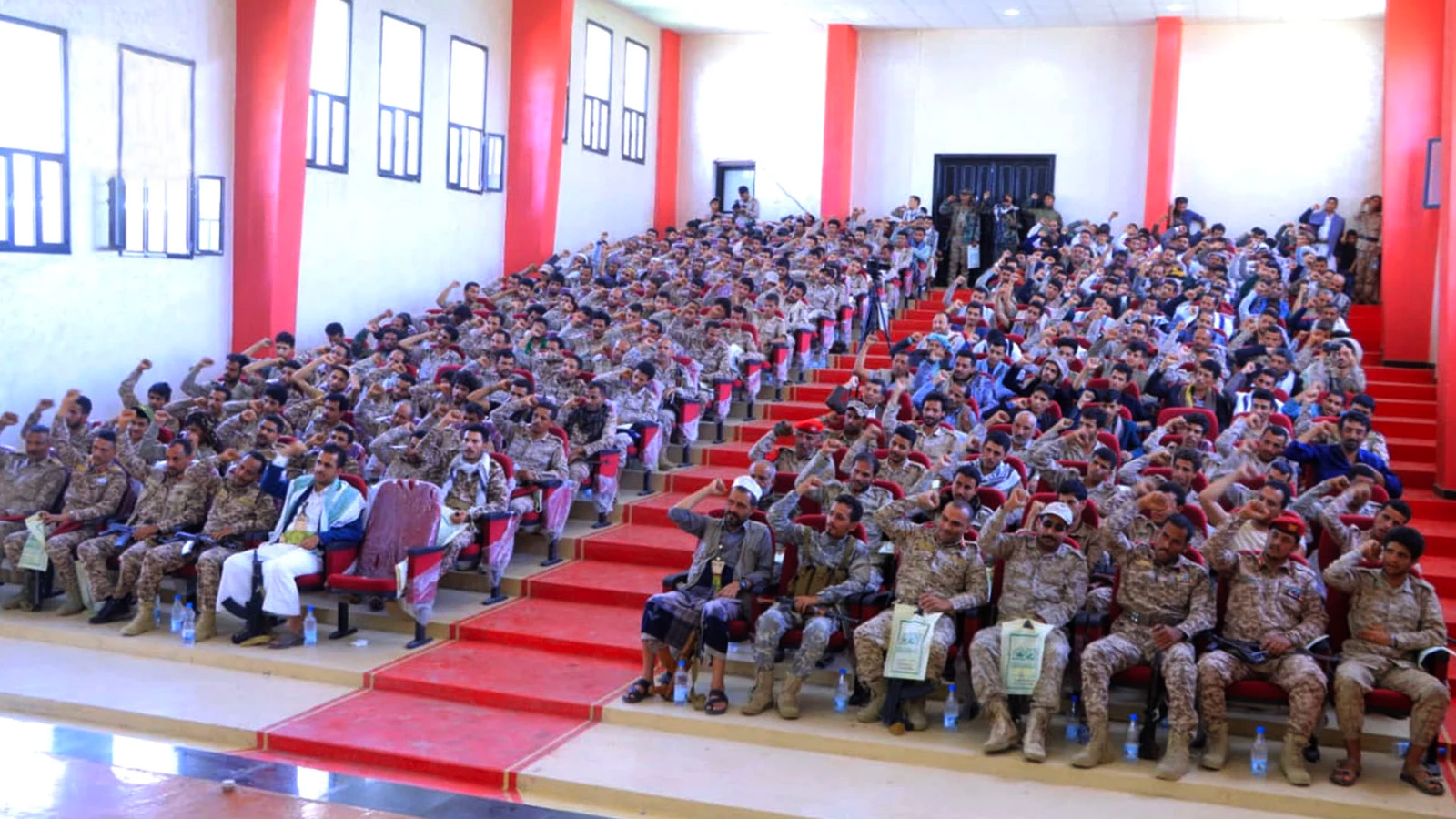 فعالية ثقافية للمنطقة العسكرية الرابعة بتعز إحياءً لذكرى يوم الولاية