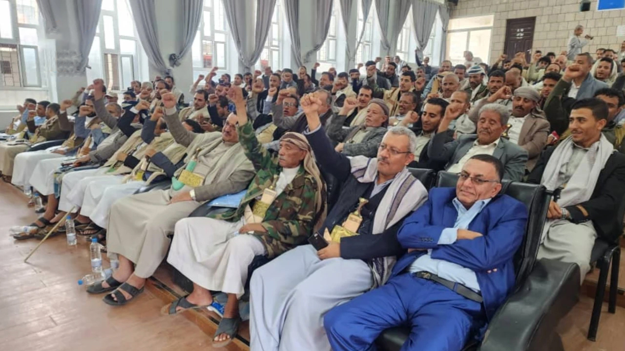 المكاتب الخدمية بمحافظة إب تُحيي ذكرى يوم الولاية