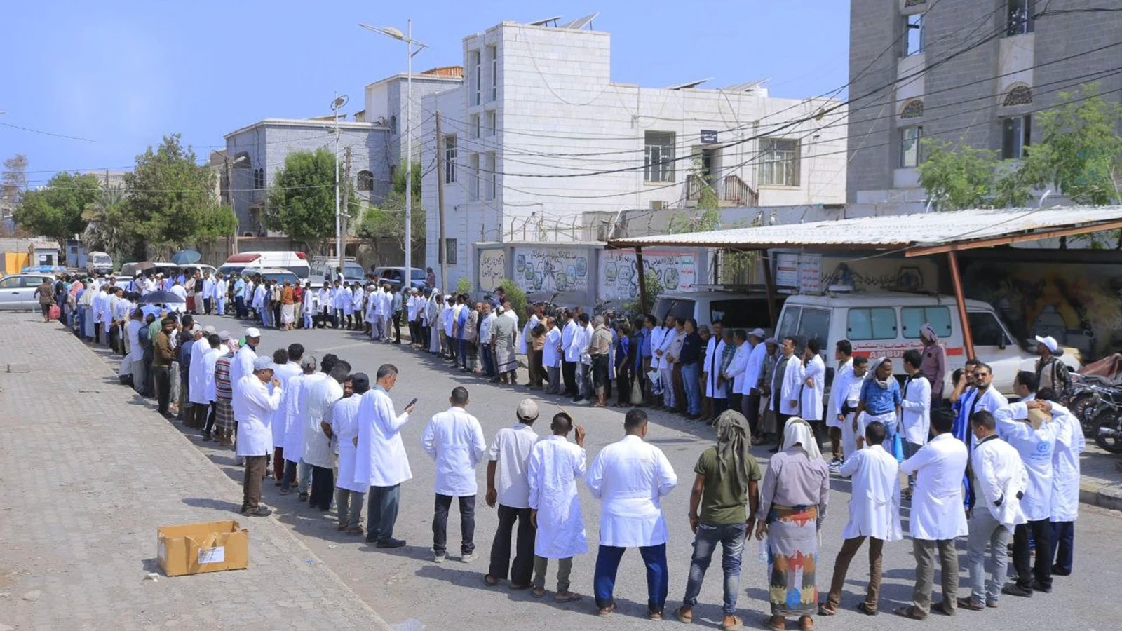 منتسبو القطاع الصحي بالحديدة يؤكدون الجهوزية لإنهاء العدوان والحصار