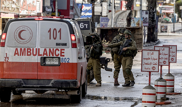 إصابة فلسطيني برصاص مستوطن في مسافر يطا جنوب الخليل