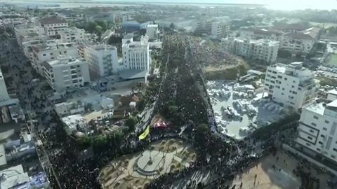 عشرات الآلاف يحيون الذكرى الثانية لاستشهاد السيدين نصر الله وصفي الدين في بيروت والجنوب والبقاع