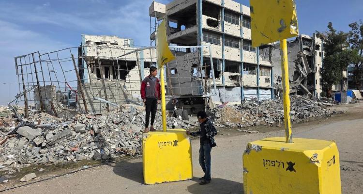 "أطباء بلا حدود": الاحتلال يواصل خنق غزة وتدمير مقومات الحياة