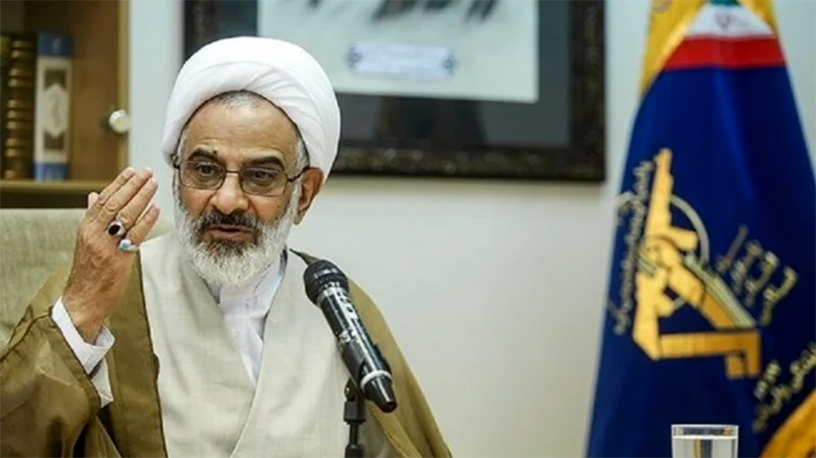 حاجي صادقي: مضيق هرمز هو الخط الأمامي للدفاع عن الثورة الإسلامية