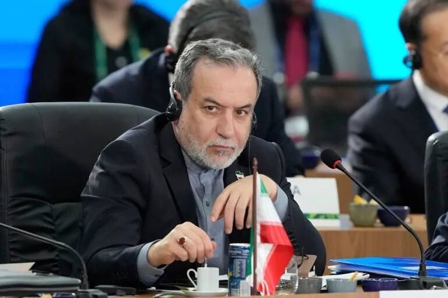 عراقجي: إيران ستدافع عن شعبها وسيادتها ولن ترضخ للتهديدات