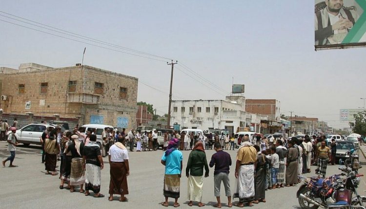 وقفات إحتجاجية عقب صلاة الجمعة بالحديدة رفضا للتطبيع مع الكيان الصهيوني2